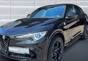 Alfa Romeo Stelvio 10.350 km 73.990 &euro; Bamberg 96052