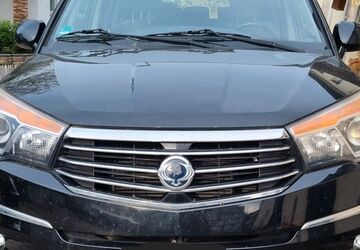 SsangYong Rodius 83.000 km 14.500 &euro; Viereth-Trunstadt 96191