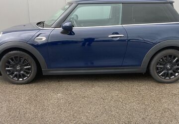 Mini ONE 64.000 km 13.900 &euro; Baiersdorf 91083