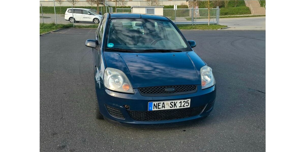 Ford Fiesta 198.000 km 1.100 &euro; Burghaslach 96152