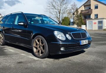 Mercedes-Benz E 320 324.506 km 3.750 &euro; Debring 96135