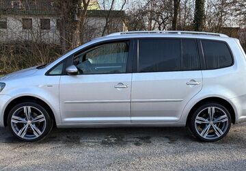 VW Touran 218.000 km 6.700 &euro; Knetzgau 97478