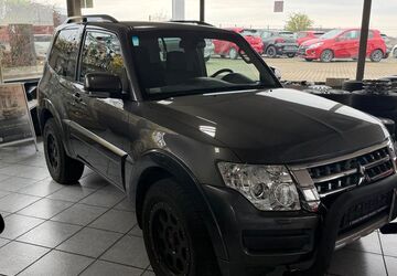 Mitsubishi Pajero 28.750 km 39.999 &euro; Ebensfeld 96250