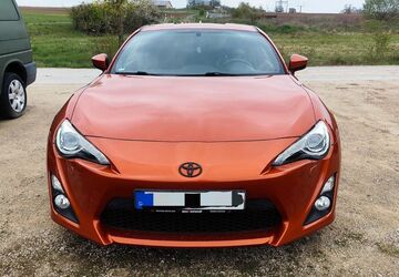 Toyota GT86 184.400 km 16.500 &euro; Schönbrunn 96185