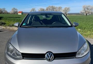 VW Golf 140.479 km 8.399 &euro; Bischberg 96120
