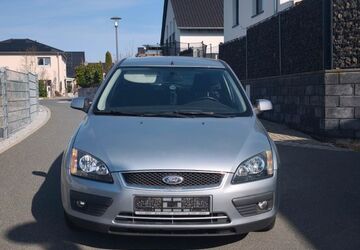 Ford Focus 156.096 km 999 &euro; Lonnerstadt 91475