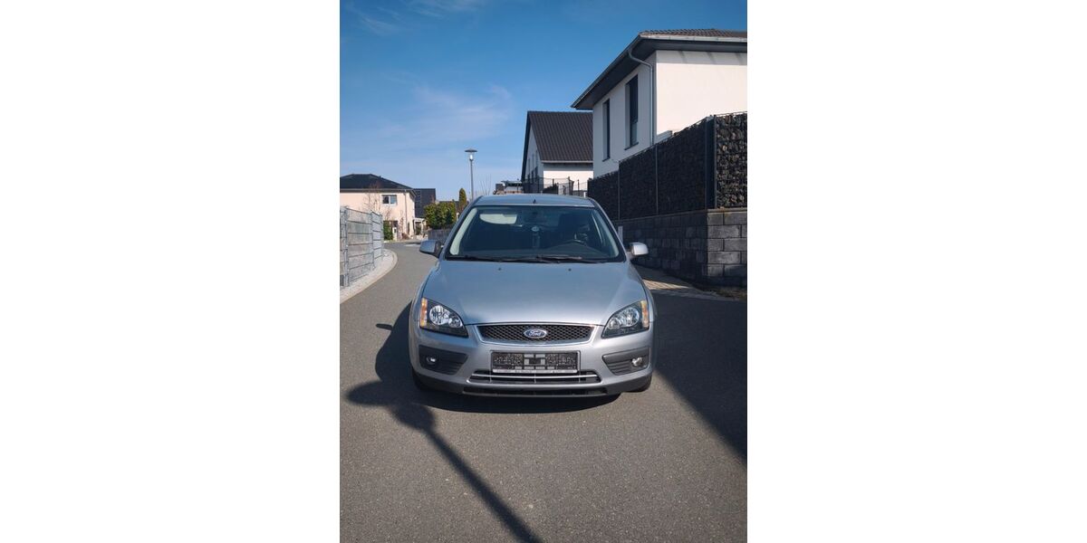 Ford Focus 156.096 km 999 &euro; Lonnerstadt 91475