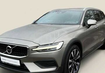Volvo V60 Cross Country 117.293 km 26.900 &euro; Bamberg 96052