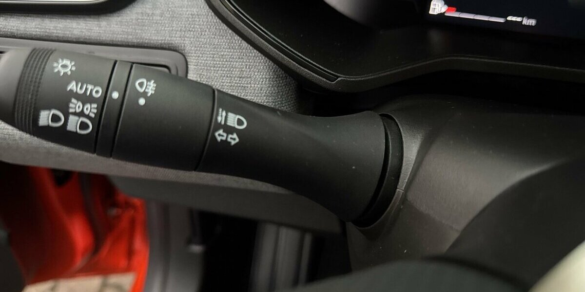 Renault Clio TCE Evolution *LED/Navi-App/Kamera/PDC/SHZG* 2.584 km 16.890 &euro; Bamberg 96052