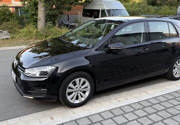 VW Golf 102.327 km 7.600 &euro; Bamberg 96050