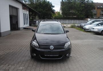 VW Golf 156.643 km 7.590 &euro; Bamberg 96052