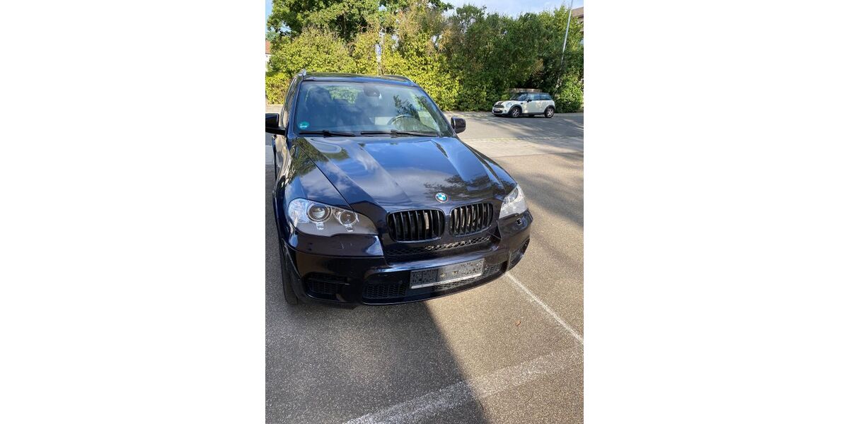 BMW X5 M50 240.000 km 17.900 &euro; Röttenbach 91341