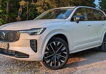 Volvo XC90 33.000 km 68.700 &euro; Baunach, St 96148
