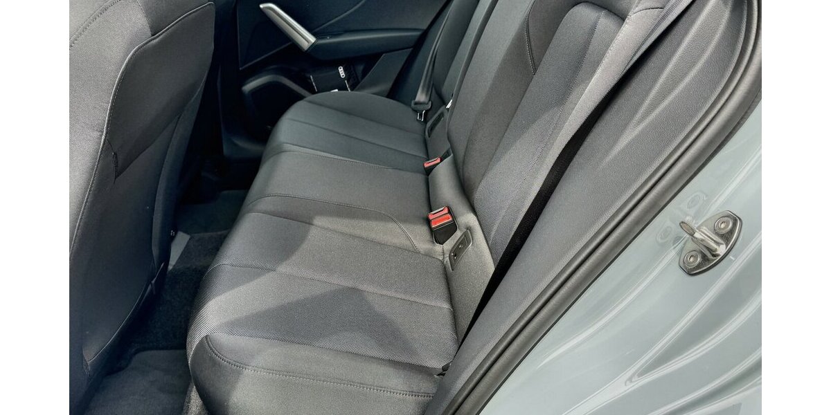 Audi Q2 35 TFSI advanced *LED/Navi-App/Kamera/virt.CP/S 2.158 km 27.790 &euro; Bamberg 96052