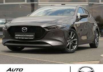 Mazda 3 63.450 km 17.550 &euro; Adelsdorf 91325