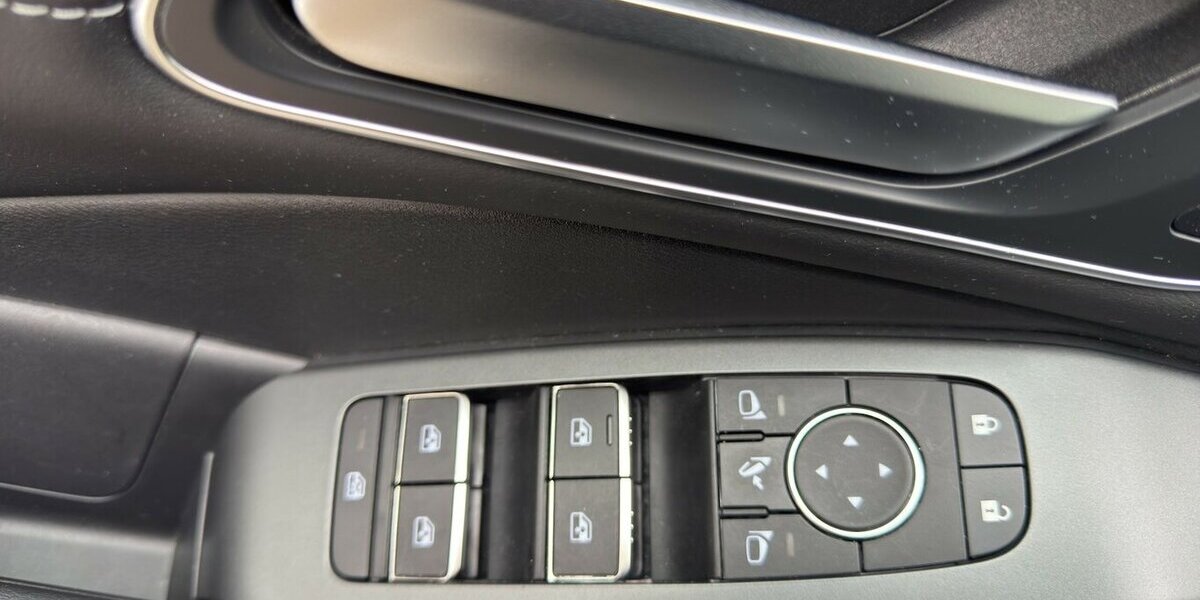 Nissan Qashqai Tekna XTronic *Navi/LED/el. Heckklappe/360 12.268 km 28.690 &euro; Bamberg 96052