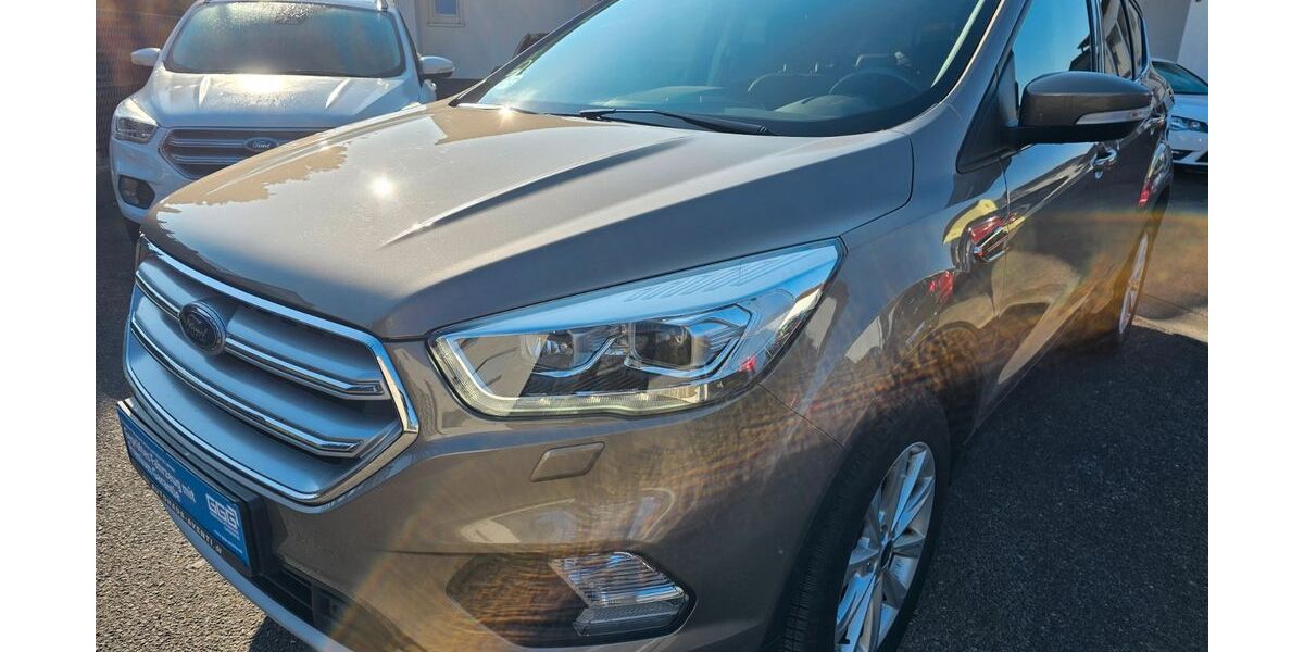 Ford Kuga 54.000 km 17.999 &euro; Knetzgau 97478