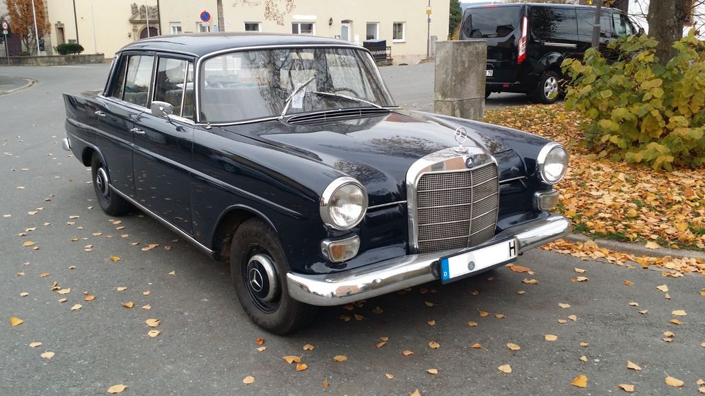 Mercedes-Benz 200 999.999 km 17.800 &euro; Forchheim 91301