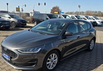 Ford Focus 106.000 km 13.950 &euro; Bamberg 96052