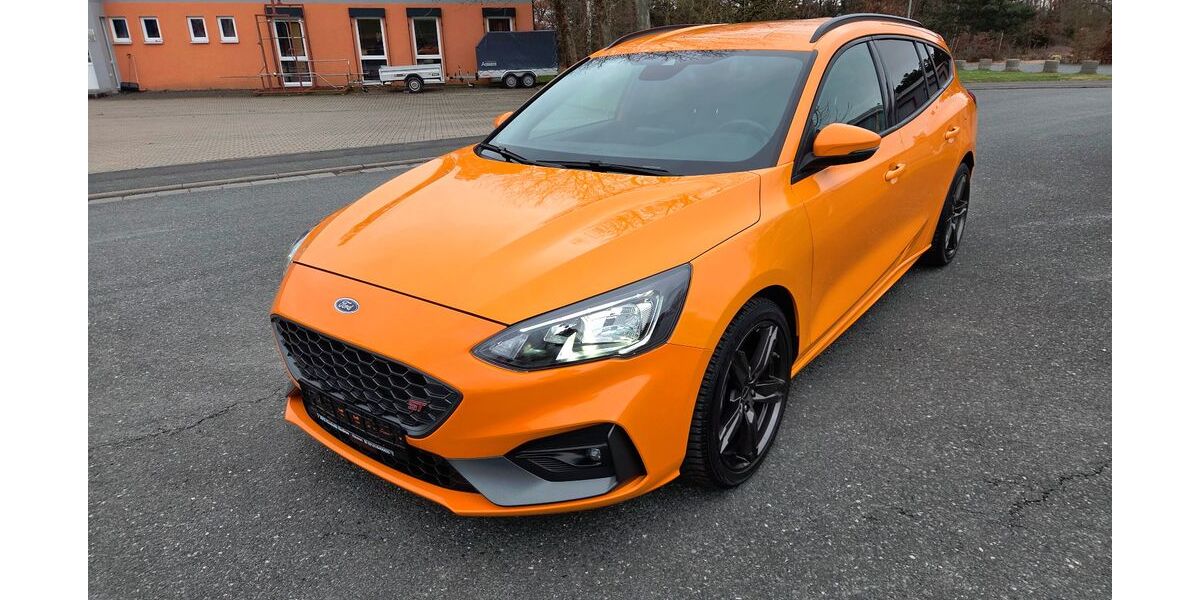 Ford Focus 27.950 km 25.299 &euro; Heroldsbach 91336