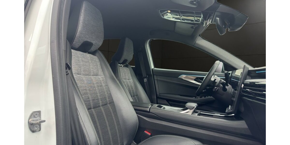 Renault Austral Mild Hyb.160 Techno *Automatik/SHZG/Navi/L 31.740 km 25.980 &euro; Bamberg 96052