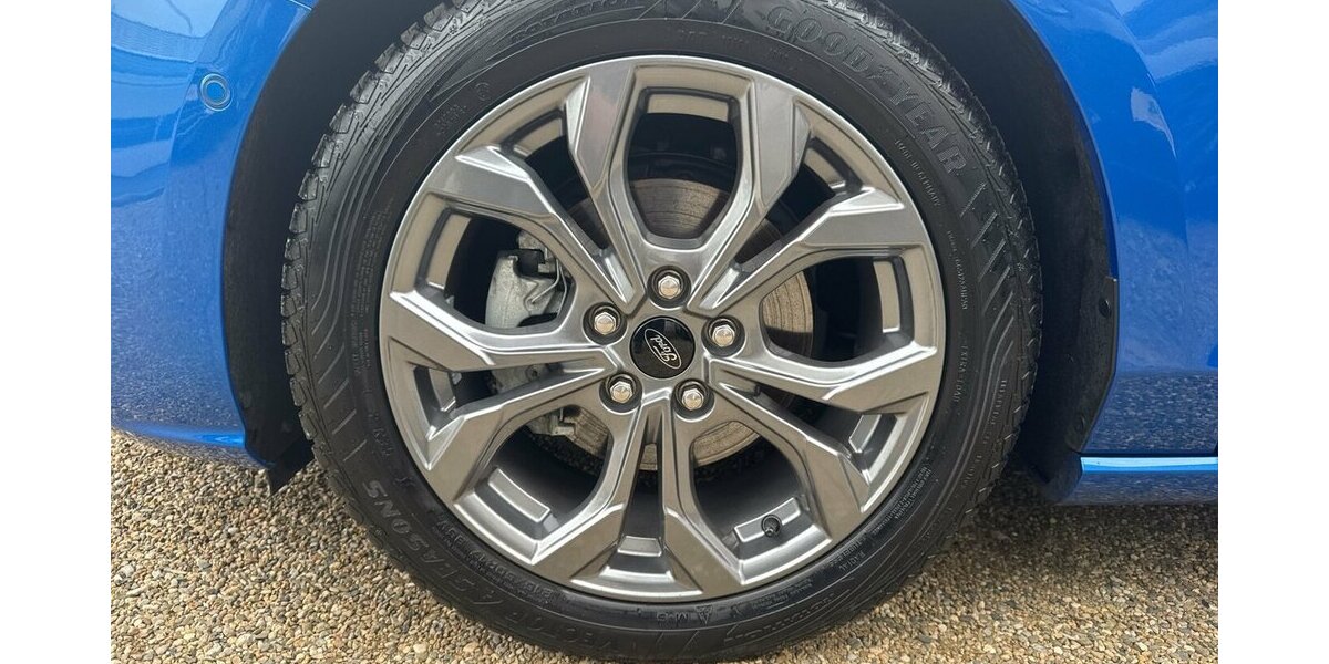 Ford Focus Turnier ST-Line X *AHK//Head-up/Navi/SHZG/PD 10.269 km 22.490 &euro; Bamberg 96052