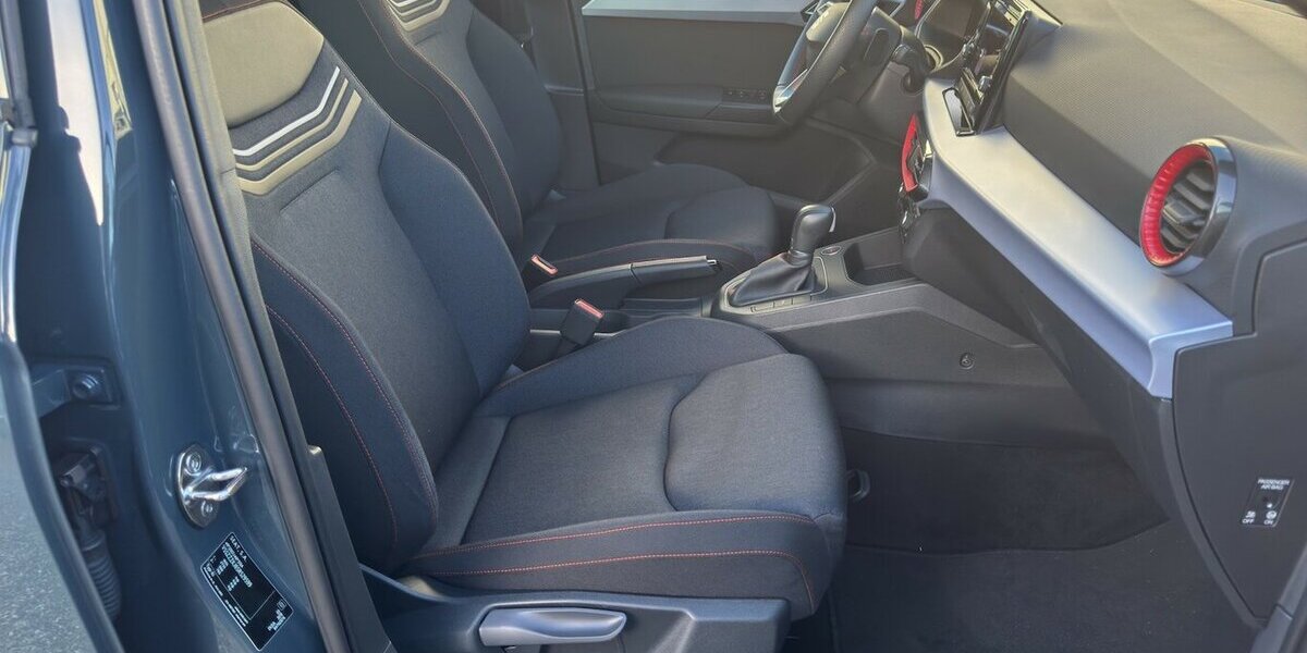 Seat Ibiza FR TSi *LED/Navi-App/18erAlu/SHZG/RFK/PDC/vi 17.350 km 19.680 &euro; Bamberg 96052