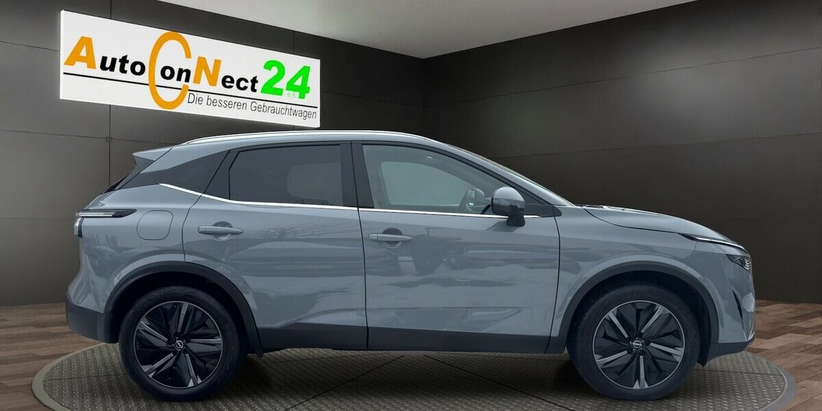 Nissan Qashqai Tekna XTronic *Navi/LED/el. Heckklappe/360 12.268 km 28.690 &euro; Bamberg 96052