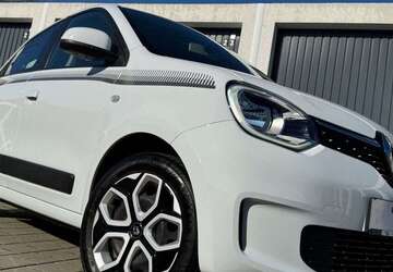 Renault Twingo 54.348 km 9.890 &euro; Hallstadt 96103