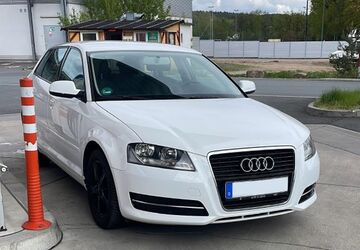 Audi A3 200.000 km 4.100 &euro; Hemhofen 91334