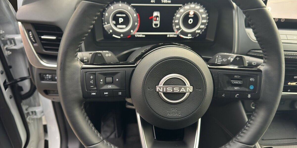 Nissan Qashqai N-Connecta XTronic *Navi/LED/Kamera360/PDC 17.447 km 25.980 &euro; Bamberg 96052