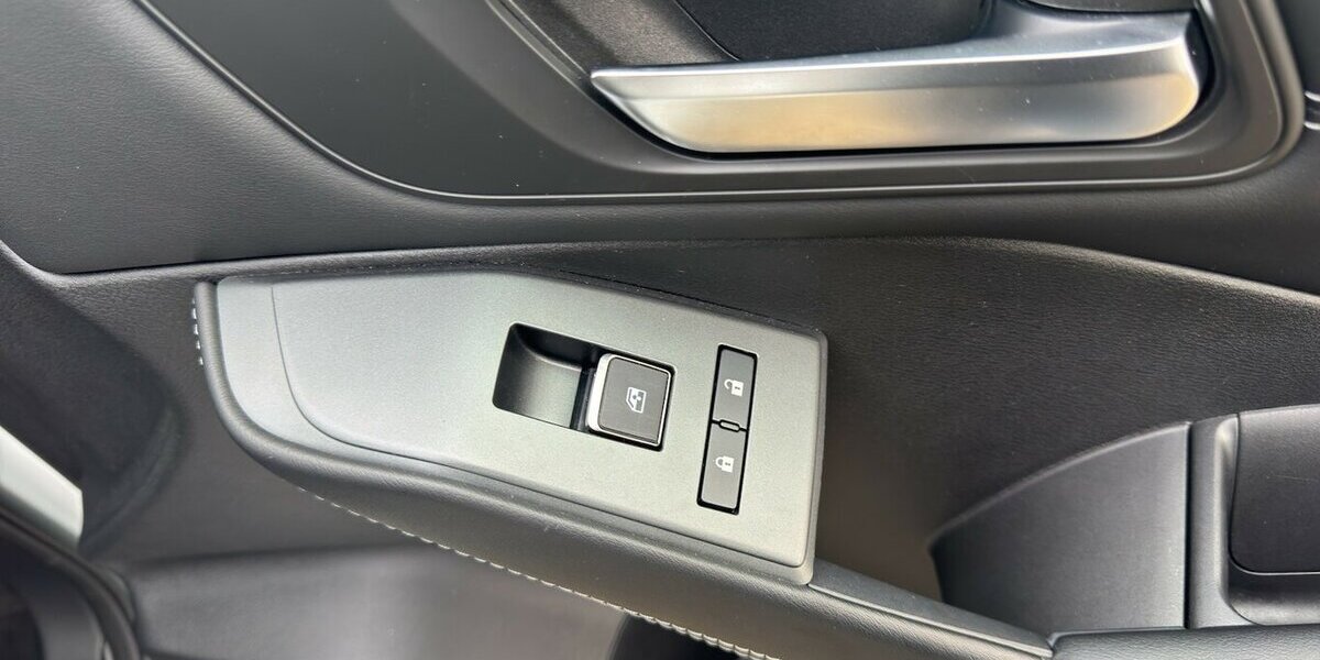 Nissan Qashqai N-Connecta XTronic *Navi/LED/Kamera360/PDC 17.447 km 25.980 &euro; Bamberg 96052