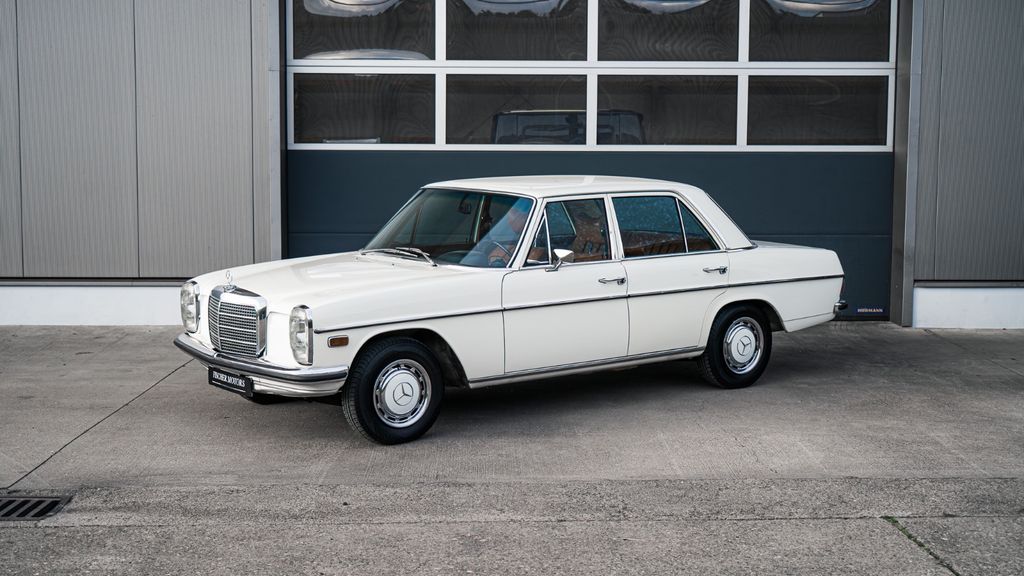 Mercedes-Benz 220 34.575 km 26.900 &euro; Ebern 96106