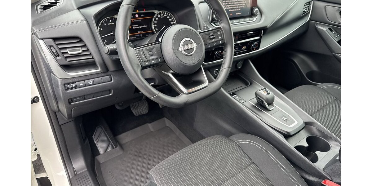 Nissan Qashqai Accenta *Xtronic/SHZG/Navi-App/Kamera/ICC/ 23.631 km 23.380 &euro; Bamberg 96052