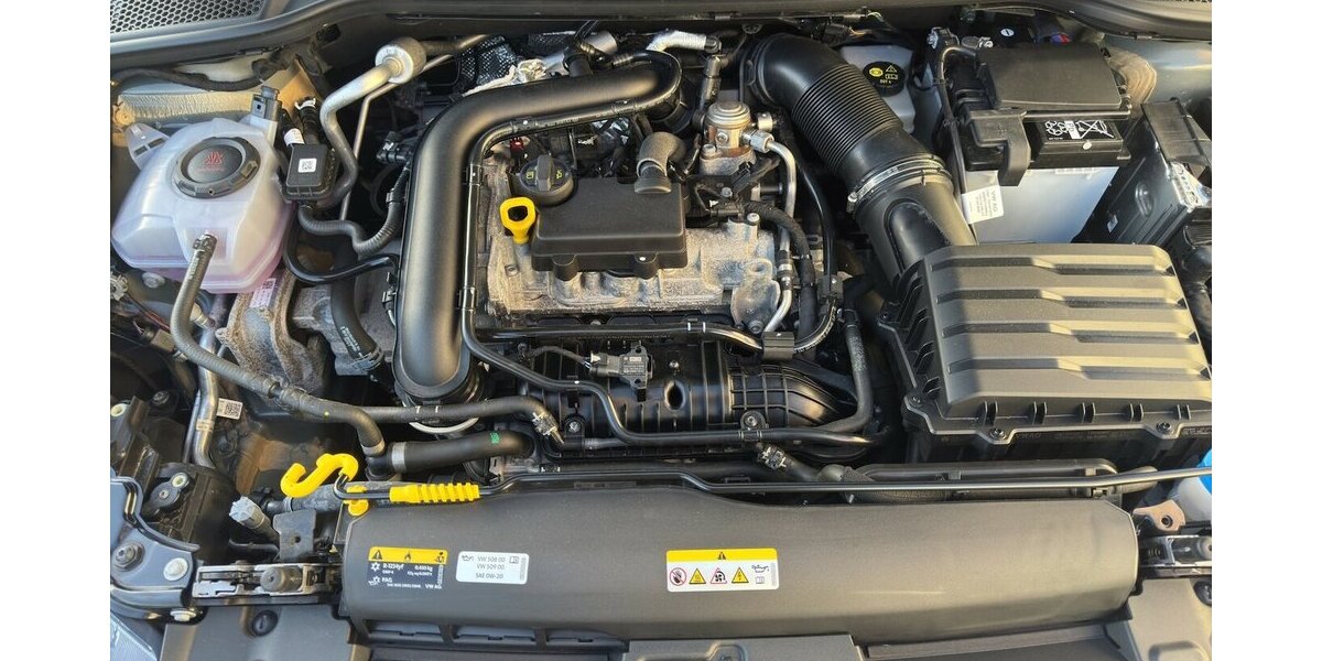 Seat Ibiza FR TSi *LED/Navi-App/18erAlu/SHZG/RFK/PDC/vi 17.350 km 19.680 &euro; Bamberg 96052