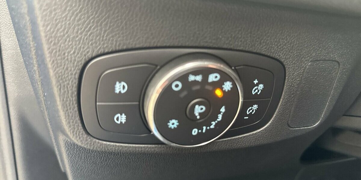 Ford Focus Turnier ST-Line X *AHK//Head-up/Navi/SHZG/PD 10.269 km 22.490 &euro; Bamberg 96052