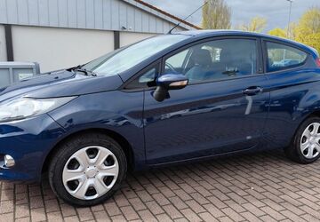 Ford Fiesta 79.400 km 2.499 &euro; Hollfeld 96142