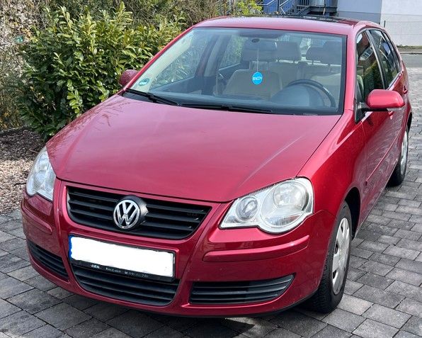 VW Polo 84.000 km 3.795 &euro; Pödeldorf 96123