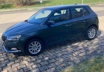 Skoda Fabia 28.900 km 9.995 &euro; Kirchehrenbach 91356