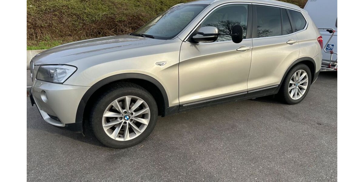 BMW X3 230.000 km 12.900 &euro; Buttenheim 96155