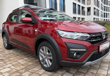 Dacia Sandero 35.000 km 14.700 &euro; Hallstadt 96103