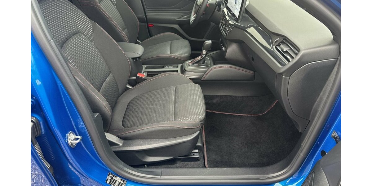 Ford Focus Turnier ST-Line X *AHK//Head-up/Navi/SHZG/PD 10.269 km 22.490 &euro; Bamberg 96052