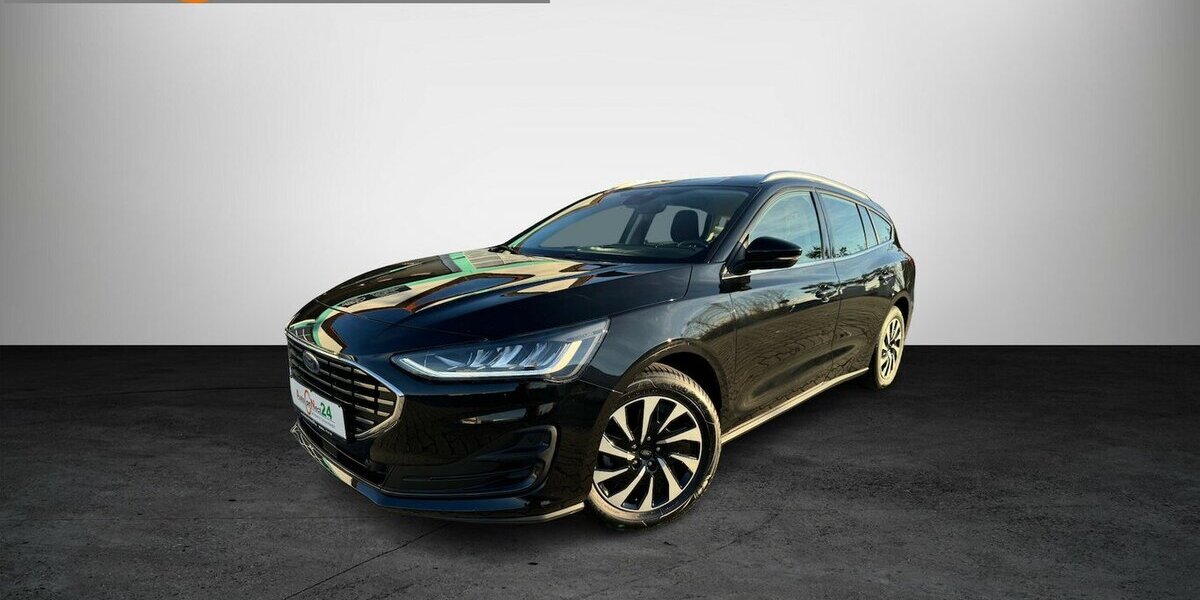 Ford Focus Titanium *Navi/SHZG/LED/TPMT/PDC/1.HD* 18.680 km 18.770 &euro; Bamberg 96052