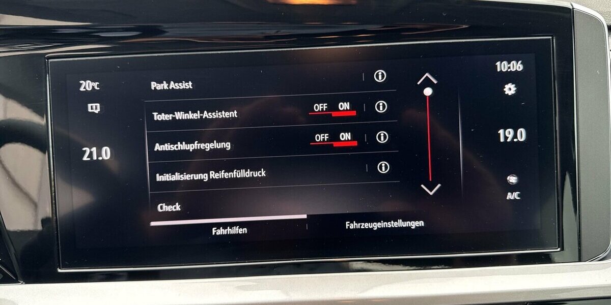 Opel Grandland Ultimate *ACC/Navi/19Zoll Alu/LED/el.Hec 35.065 km 23.980 &euro; Bamberg 96052