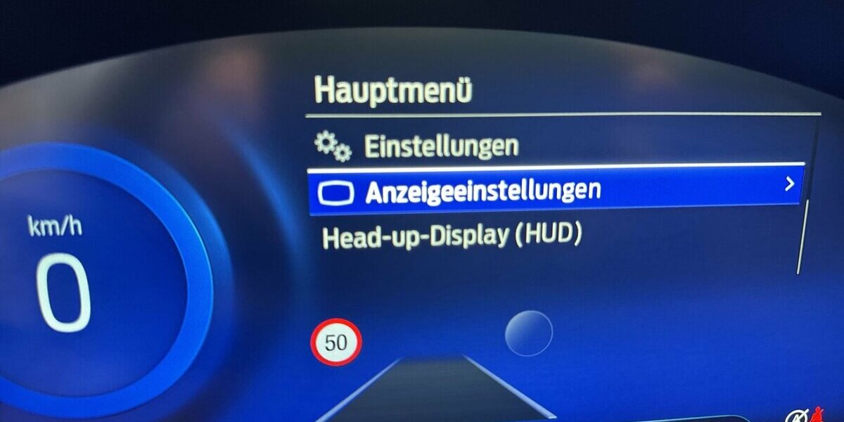 Ford Focus Turnier ST-Line X *AHK//Head-up/Navi/SHZG/PD 10.269 km 22.490 &euro; Bamberg 96052