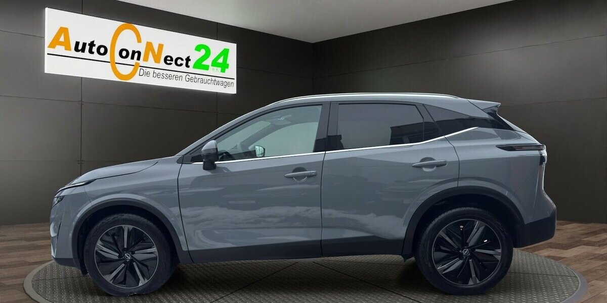 Nissan Qashqai Tekna XTronic *Navi/LED/el. Heckklappe/360 12.268 km 28.690 &euro; Bamberg 96052