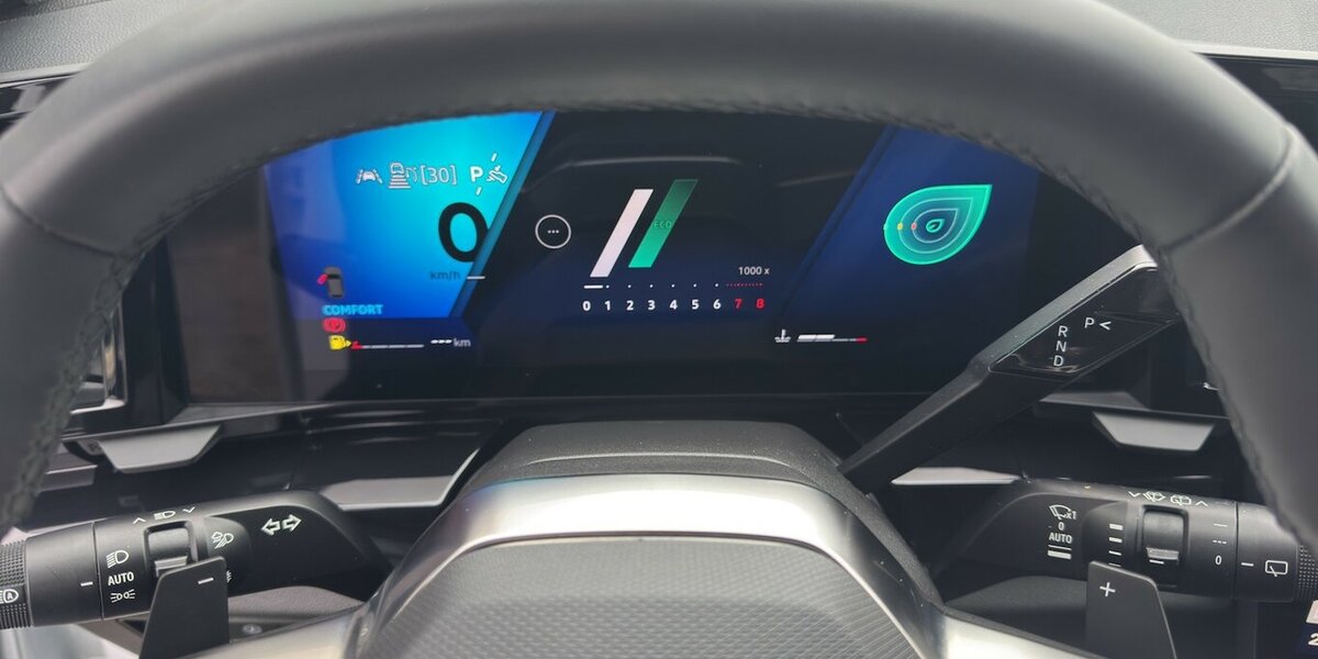 Renault Austral Mild Hyb.160 Techno *Automatik/SHZG/Navi/L 31.740 km 25.980 &euro; Bamberg 96052