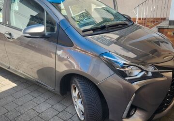 Toyota Yaris 142.000 km 10.800 &euro; Waizendorf 96135