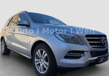 Mercedes-Benz ML 350 326.153 km 14.999 &euro; Bamberg 96052