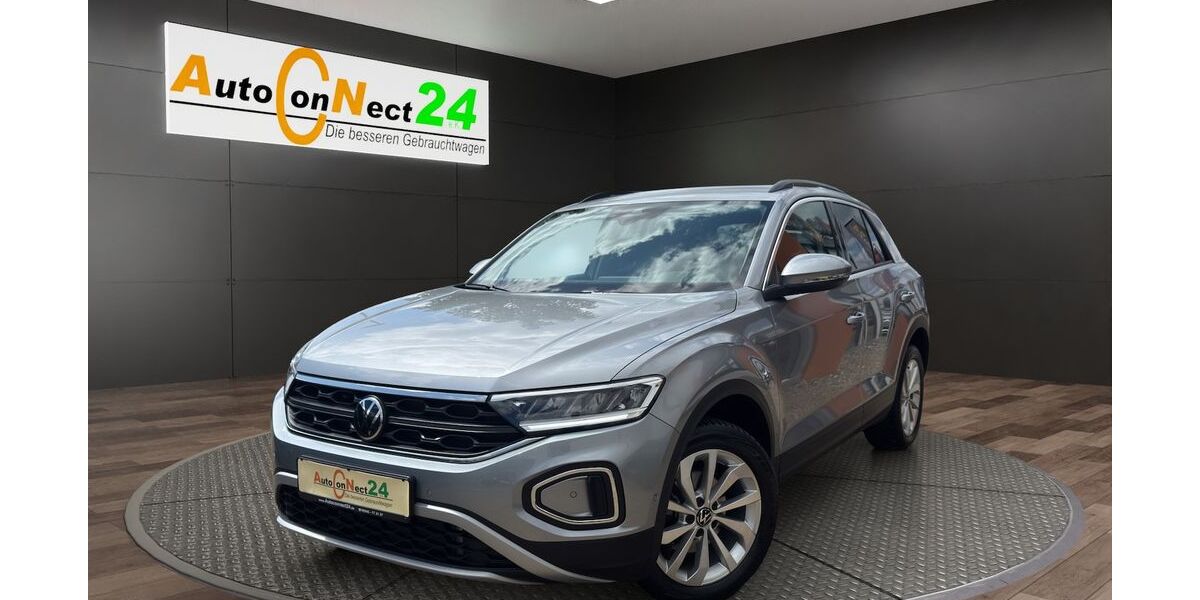 VW T-Roc 4.126 km 26.990 &euro; Bamberg 96052